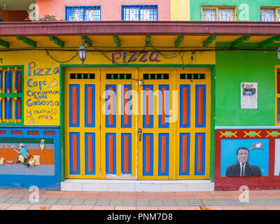 Guatape, Kolumbien. In der Regel farbenfrohe Gebäude in Guatape Kolumbien Stockfoto