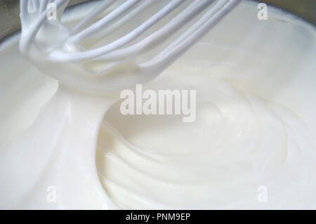 Schlagsahne manuell Stockfoto