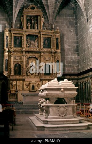 CAPILLA DE LOS REYES - 1439-1463 - SEPULCRO DE LOS MARQUESES DE CENETE REALIZADO EN 1554 Y RETABLO REALIZADO POR JOSE ESTEVE ENTRE 1581 Y 1588. Lage: Convento de Santo Domingo. Valencia. Spanien. Stockfoto