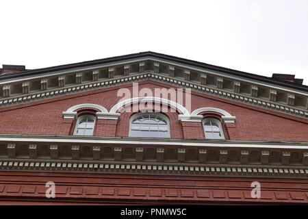 Der Middlesex County Court Komplex mit Bund zeit Arbeiten von Charles Bulfinch. bis 20. Jahrhunderts Brutalismus, Cambridge Massachusetts, USA. Stockfoto