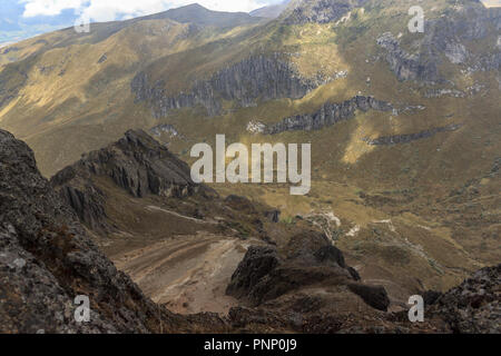 Anzeigen von ruca Pichincha in Quito, Ecuador Stockfoto