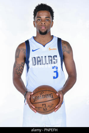 Texas, USA. September 21, 2018: Dallas Mavericks guard Daryl Macon stellt während der Dallas Mavericks Medien Tag im American Airlines Center in Dallas, TX Credit: Cal Sport Media/Alamy Leben Nachrichten gehalten Stockfoto