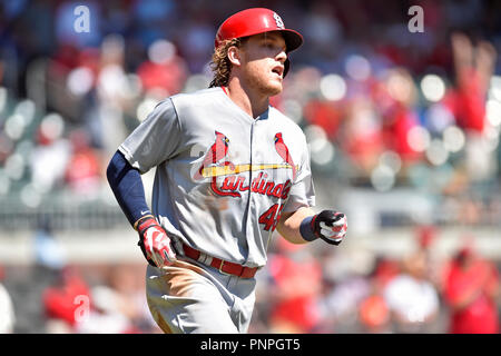 Atlanta, GA, USA. 15 Sep, 2018. St. Louis Cardinals outfielder Harrison Bader läuft in Richtung First Base nach einem fünften Inning solo Home Run während einer MLB Spiel gegen die Atlanta Braves bei Sun Trust Park in Atlanta, GA. Atlanta gewann 7-3. Austin McAfee/CSM/Alamy leben Nachrichten Stockfoto