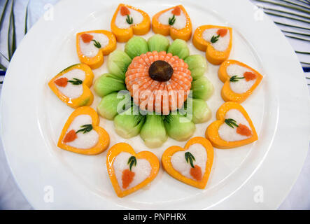 Huainan, China. 21 Sep, 2018. Foto an Sept. 21, 2018 zeigt tofu Gerichte in einem Kochwettbewerb in Huainan, in China, in der ostchinesischen Provinz Anhui. Den tofu Kochwettbewerb, mit der Teilnahme von mehr als 300 tofu Gerichte in verschiedenen Stilen, weg am Freitag trat. Credit: Chen Bin/Xinhua/Alamy leben Nachrichten Stockfoto