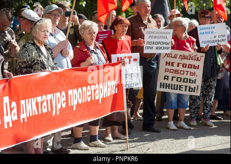 Tambow, Tambow, Russland. 22 Sep, 2018. Die dritte Stufe des russischen Protest gegen die Rentenreform, die von der Kommunistischen Partei organisiert, in Tambow Credit: Demian Stringer/ZUMA Draht/Alamy leben Nachrichten Stockfoto