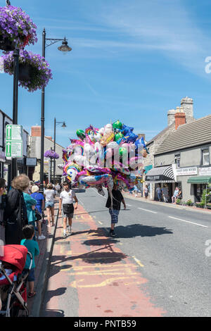 Abergele Karneval und Schicksal 14. Juli 2018 an der Küste von Nordwales Stockfoto