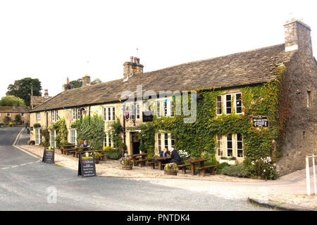 Das Red Lion Hotel At Burnsall, Obere Wharfedale, Yorkshire Stockfoto