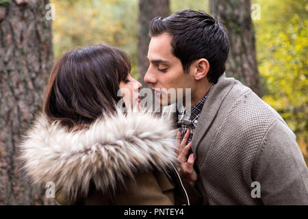 Original Film Titel: BAJE DIOS Y LO QUE VEA. Englischer Titel: BAJE DIOS Y LO QUE VEA. Jahr: 2017. Regisseur: CURRO VELAZQUEZ. Stars: MACARENA GARCIA; JOEL BOSQUED. Credit: Morena Films/TVE/TURANGA FILME/UNO EQUIS DIOS/VERGNE, Julio/Album Stockfoto