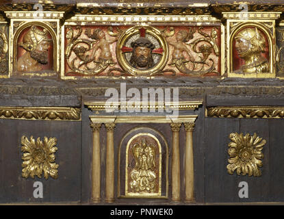 ARTE RENACIMIENTO. ESPAÑA. IGLESIA DE SANTIAGO. Reedificada en el siglo XIV por Fernán Pérez de Andrade 'el Mozo'. Las mejores del RETABLO realizado por CORNELIS DE HOLANDA (s. XVI). BETANZOS. Estado de A Coruña. Galizien CAMINO DE SANTIAGO. Stockfoto