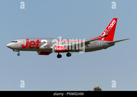 Jet2.Com Boeing 737-800 gesehen Landung am Flughafen Rom Fiiumicino Stockfoto