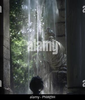 Spanien. Madrid. Aranjuez. Royal Palace Gardens. Apollo's Brunnen. 16. Jahrhundert. Island's Garten. Stockfoto