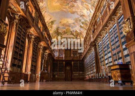 Bibliothek von Strahov (Philosophisch-Halle) in Prag, Tschechische Republik Stockfoto