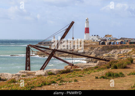 Isle of Portland Fischerboote, Angeln Schuppen, Leuchtturm, in der Nähe von Weymouth, Dorset, England, Großbritannien Stockfoto