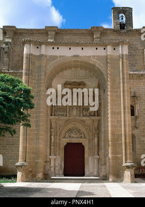 Spanien. Viladrau. Kloster Unserer Lieben Frau von der Barmherzigkeit. 16. Jahrhundert. Dominikanerorden. Kirche. Plateresken Portikus. Stockfoto