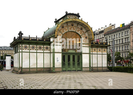 U-Bahn-Station Karlsplatz in Wien. Österreich Stockfoto