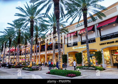 West Palm Beach Florida, The Square ehemals CityPlace, Shopping Shopper Shoppers Shops Märkte Markt kaufen Verkauf, Einzelhandelsgeschäft Stockfoto