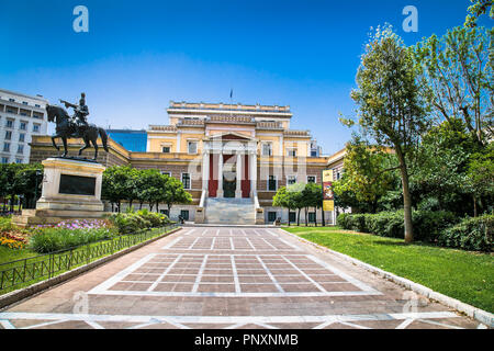 Äußere Aufnahme des National History Museum im alten Parlament House at Stadiou Street in Athen, Griechenland. Stockfoto