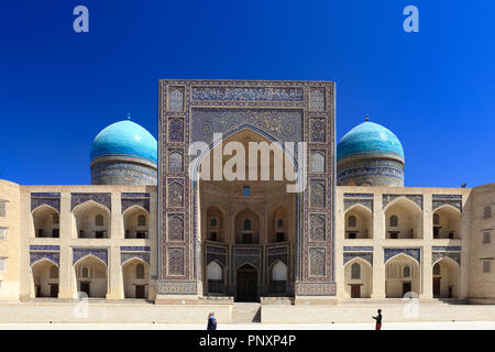 Buchara, Usbekistan - 27. August 2016: Miri arabischen Madrasa, eine wunderbare architektonische Meisterwerk von Buchara. Stockfoto