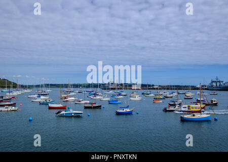 Falmouth ist eine Stadt an der Küste von Cornwall im Südwesten Englands. Es ist für seine Tiefe natürlichen Hafen an der Fal Estuary bekannt Stockfoto