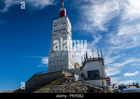 Wetterstation am Mount Ventoux in Frankreich Stockfoto