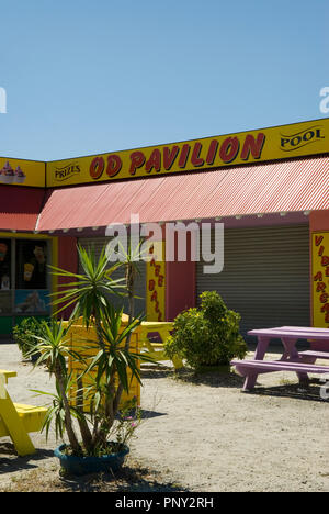 Picknicktische OD Pavillon North Myrtle Beach, SC. Stockfoto