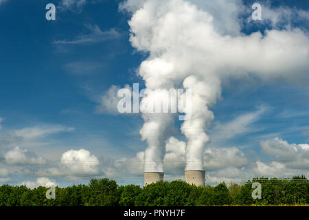 Cloud, Kühlung Stapel aus einem Atomreaktor in Tennessee Stockfoto