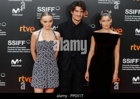 San Sebastian, Spanien. 22 Sep, 2018. Lily Rose Depp, Louis Garrel und Laetitia Casta sorgen ein treuer Mann Premiere während der 66Th San Sebastian Film Festival im Kursaal in San Sebastian, Spanien am 22. September 2018. Credit: Jimmy Olsen/Medien Punch *** Keine Spanien***/Alamy leben Nachrichten Stockfoto