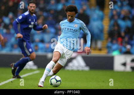 Cardiff, Großbritannien. 22 Sep, 2018. Leroy Sane von Manchester City in Aktion. Premier League match, Cardiff City v Manchester City an der Cardiff City Stadion am Samstag, den 22. September 2018. Dieses Bild dürfen nur für redaktionelle Zwecke verwendet werden. Nur die redaktionelle Nutzung, eine Lizenz für die gewerbliche Nutzung erforderlich. Keine Verwendung in Wetten, Spiele oder einer einzelnen Verein/Liga/player Publikationen. pic von Andrew Obstgarten/Andrew Orchard sport Fotografie/Alamy Live news Credit: Andrew Orchard sport Fotografie/Alamy leben Nachrichten Stockfoto