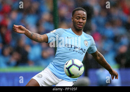 Cardiff, Großbritannien. 22 Sep, 2018. Raheem Sterling von Manchester City in Aktion. Premier League match, Cardiff City v Manchester City an der Cardiff City Stadion am Samstag, den 22. September 2018. Dieses Bild dürfen nur für redaktionelle Zwecke verwendet werden. Nur die redaktionelle Nutzung, eine Lizenz für die gewerbliche Nutzung erforderlich. Keine Verwendung in Wetten, Spiele oder einer einzelnen Verein/Liga/player Publikationen. pic von Andrew Obstgarten/Andrew Orchard sport Fotografie/Alamy Live news Credit: Andrew Orchard sport Fotografie/Alamy leben Nachrichten Stockfoto