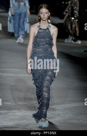 Mailand, Italien. 22 Sep, 2018. Mailänder Modewoche Fashion Frauen Frühling Sommer 2019. Missoni Modenschau in der Foto: Credit: Unabhängige Fotoagentur/Alamy leben Nachrichten Stockfoto