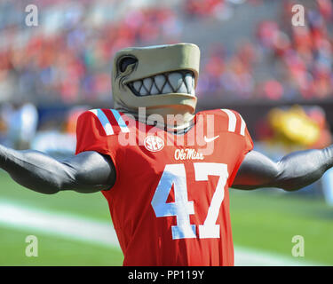 Oxford, MS, USA. 22 Sep, 2018. Ole Miss Maskottchen, landshark Tony, während der NCAA DI Spiel an - Vaught Hemingway Stadium in Oxford, MS. Ole Miss besiegt Kent Zustand, 38-17. Kevin Langley/CSM/Alamy Live News Credit: Cal Sport Media/Alamy leben Nachrichten Stockfoto