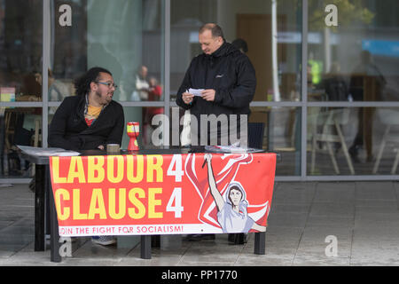 Liverpool, Merseyside. UK Wetter 23/09/2018. Sonne & Duschen begrüßen die Delegierten der Konferenz der Labour Party. Kredit; MediaWorldImages/AlamyLiveNews Stockfoto