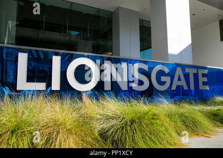 Ein logo Zeichen außerhalb des Hauptsitzes der Lions Gate Entertainment Corp., in Santa Monica, Kalifornien am 15. September 2018. Stockfoto