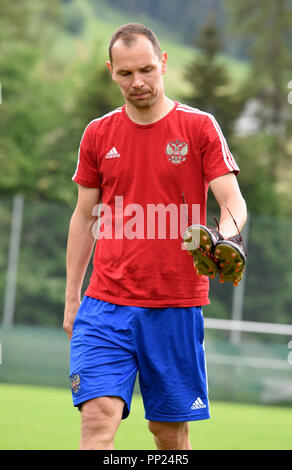 Neustift, Tirol, Österreich - Mai 22., 2018. Russische Fußball-Spieler Sergej Ignashevich während der Trainingslager in Neustift, Österreich. Stockfoto