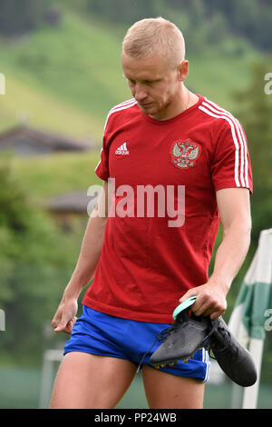 Neustift, Tirol, Österreich - Mai 22., 2018. Russische fußball Spieler Igor Smolnikov während der Trainingslager in Neustift, Österreich. Stockfoto