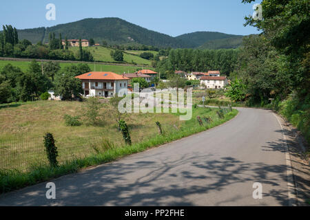 Die schöne Landschaft entlang des Camino de Santiago Trail zwischen Oviedo und Grado, Asturien, Spanien Stockfoto