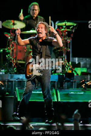 Bruce Springsteen und seine E Street Band im Konzert im BankAtlantic Center in Sunrise, Florida am 2. Mai 2008. Stockfoto