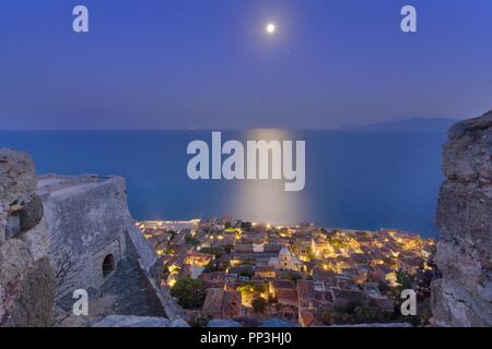 Die mittelalterliche "castletown' von Monemvasia, oft als "Die griechischen Gibraltar", Lakonien, Peloponnes, Griechenland Stockfoto