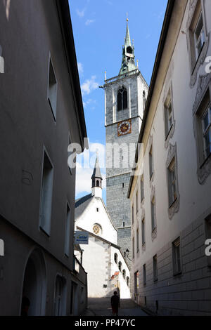 Schwaz: Kapelle Totenkapelle (Michael-Veitskapelle), Kirche Maria Himmelfahrt (Maria Himmelfahrt), Silberregion Karwendel, Karwendel Silber Region, Ti Stockfoto