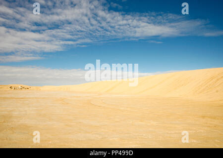 Sahara Wüste in der Nähe von Tataouine, in Tunesien, Afrika. Stockfoto