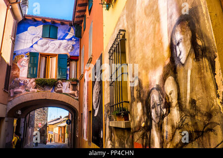 Dozza die gemalte Stadt - Bologna - Emilia Romagna - Italien Stockfoto