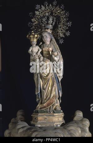 VIRGEN DEL ROSARIO - SIGLO XVI. Autor: Mechelen. Lage: CATEDRAL VIEJA DE SAN MARIA. VITORIA. ALAVA. Spanien. Stockfoto