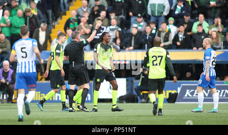 Rugby Park, Kilmarnock, Großbritannien. 23 Sep, 2018. Ladbrokes Premiership Fußball, Kilmarnock gegen Celtic; Dedryck Boyata von Celtic ist gelb gekrempelt Credit: Aktion plus Sport/Alamy leben Nachrichten Stockfoto