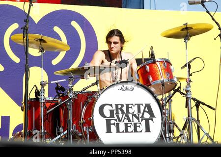 Las Vegas, NV, USA. 22 Sep, 2018. Danny Wagner von Greta Van Flotte auf der Bühne für 2018 iHeartRadio Music Festival und tagsüber Phase-SAT, MGM Festival Gelände, Las Vegas, NV 22. September 2018. Credit: JA/Everett Collection/Alamy leben Nachrichten Stockfoto