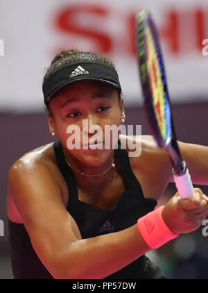 Tokio, Japan. 22 Sep, 2018. Naomi Osaka Japan retursn den Ball gegen Karolina Pliskova der Tschechischen Republik während der Endrunde der Toray Pan Pacific Open Tennisturnier in Tokio am Sonntag, 23. September 2018. Pliskova besiegt Osaka 6-4, 6-4 und sicherte den Sieg des Turniers. Credit: Yoshio Tsunoda/LBA/Alamy leben Nachrichten Stockfoto