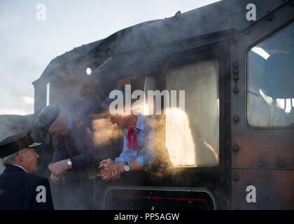 Kidderminster, Großbritannien. 23. September, 2018. Besuch im Dampfbad Riesen am Severn Valley Railway Herbst Dampf Gala sind endlich in ihrer ganzen strahlenden Herrlichkeit gesehen. Gast Lokomotiven verbringen Sie den letzten Tag Ihrer working holiday Reisen auf dem Erbe Linie zwischen Kidderminster und Bridgnorth per Eisenbahn Begeisterte jeden Alters bewundert werden. Quelle: Lee Hudson/Alamy leben Nachrichten Stockfoto