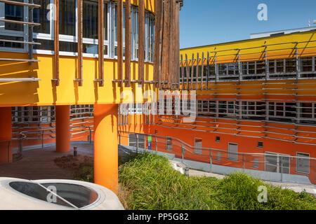 Gebäude von Krabbe Studio Architekten für die Wirtschaftsuniversität Wien im Prater realisiert. Stockfoto