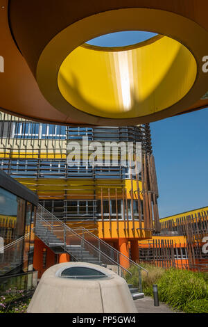 Gebäude von Krabbe Studio Architekten für die Wirtschaftsuniversität Wien im Prater realisiert. Stockfoto