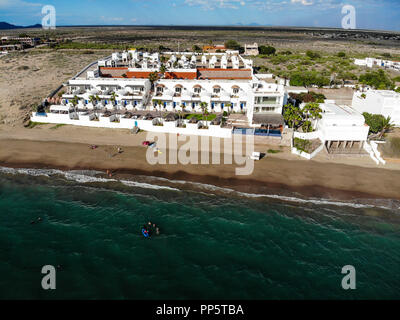 Luftaufnahme von Kino Bay in Sonora, Mexiko. Strand. Reiseziel. Golf von Kalifornien. Kondom, Condomio.... Vista aerea de Bahía de Kino de Sonora, Stockfoto
