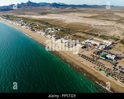Luftaufnahme von Kino Bay in Sonora, Mexiko. Strand. Touristische Destination........ Vista aerea de Bahía de Kino de Sonora, Mexiko. Playa. Destino Turistico Stockfoto
